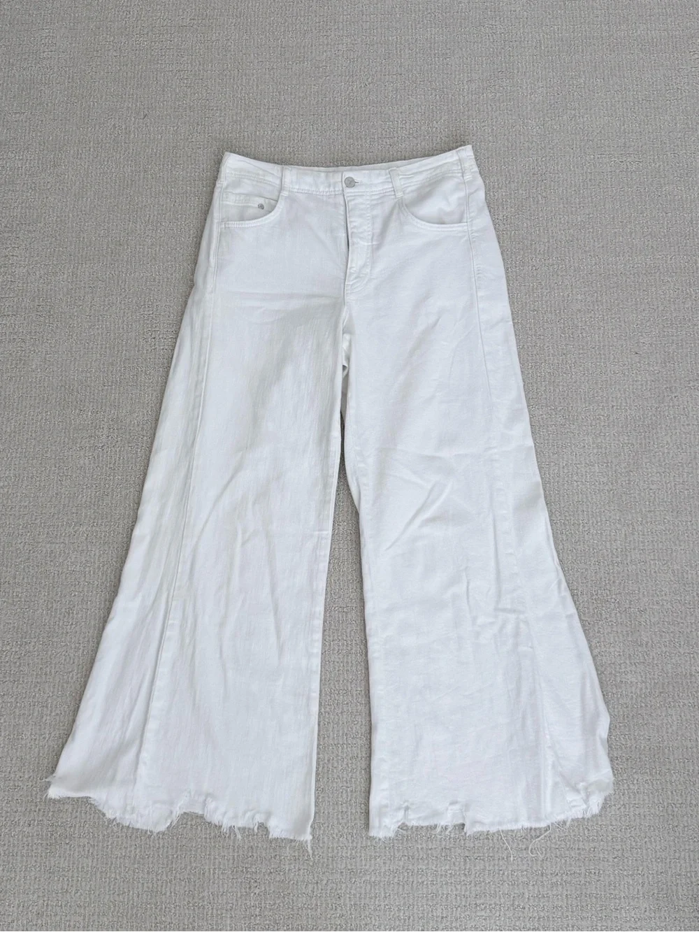 Pilcro Adi Mid-Rise Frayed Relax Flare Jeans